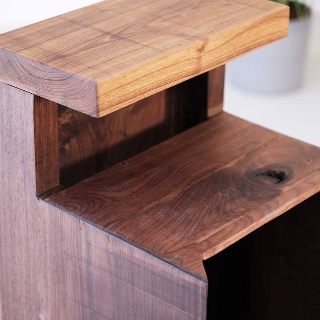 DuoRest Side Table